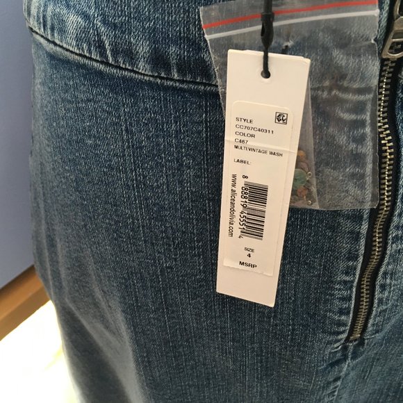 Alice + Olivia Denim Skirt with Sequins and Embroidery Size 4 - Picture 14 of 15